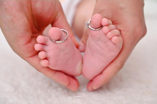 南阳孕妇两个月肚子疼